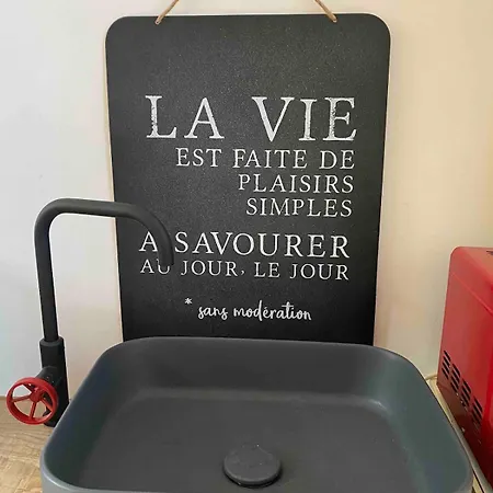 Nyaraló Charming Little House Sainte-Reine-de-Bretagne